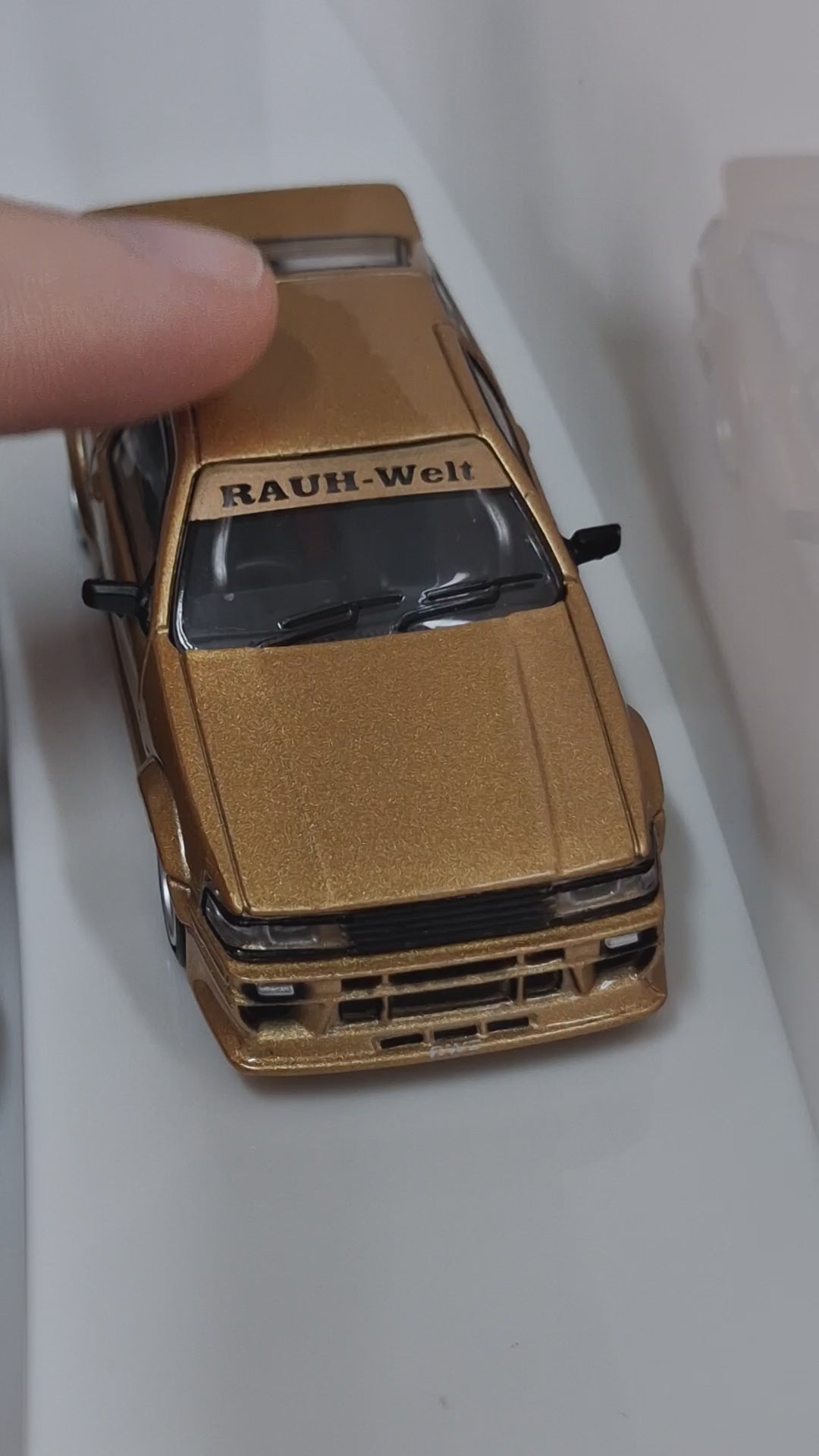 Toyota Corolla AE86 Levin GT-APEX | RWB 1:64 DIECASTTEAM