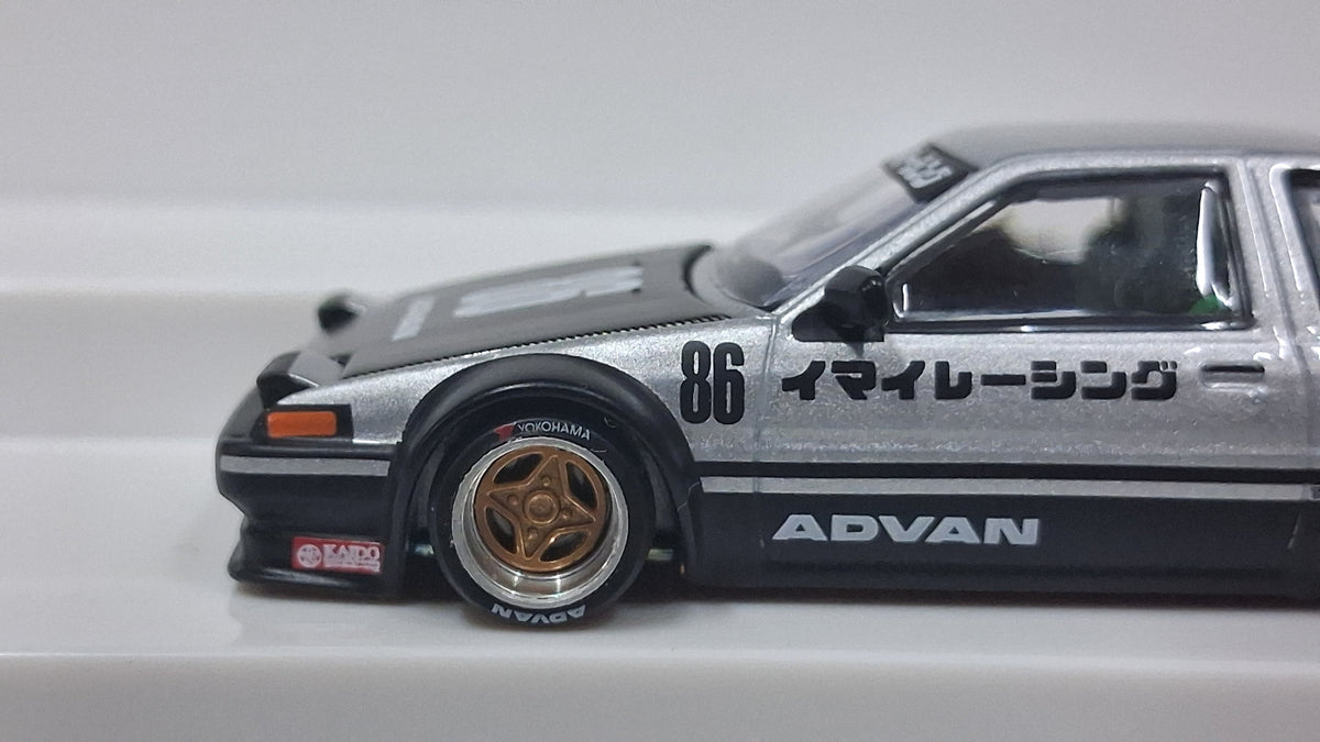 Toyota AE86 - Sprinter Trueno | Kaido Street V2 1:64 KAIDO HOUSE