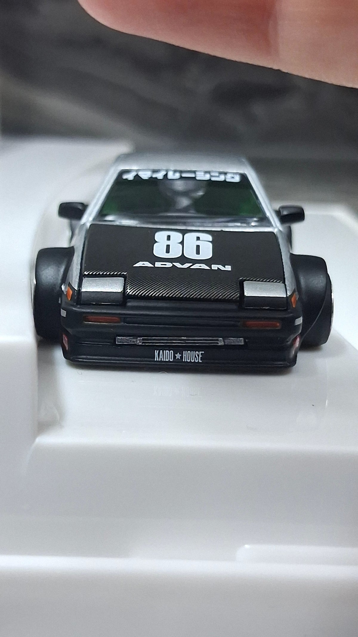 Toyota AE86 - Sprinter Trueno | Kaido Street V2 1:64 KAIDO HOUSE