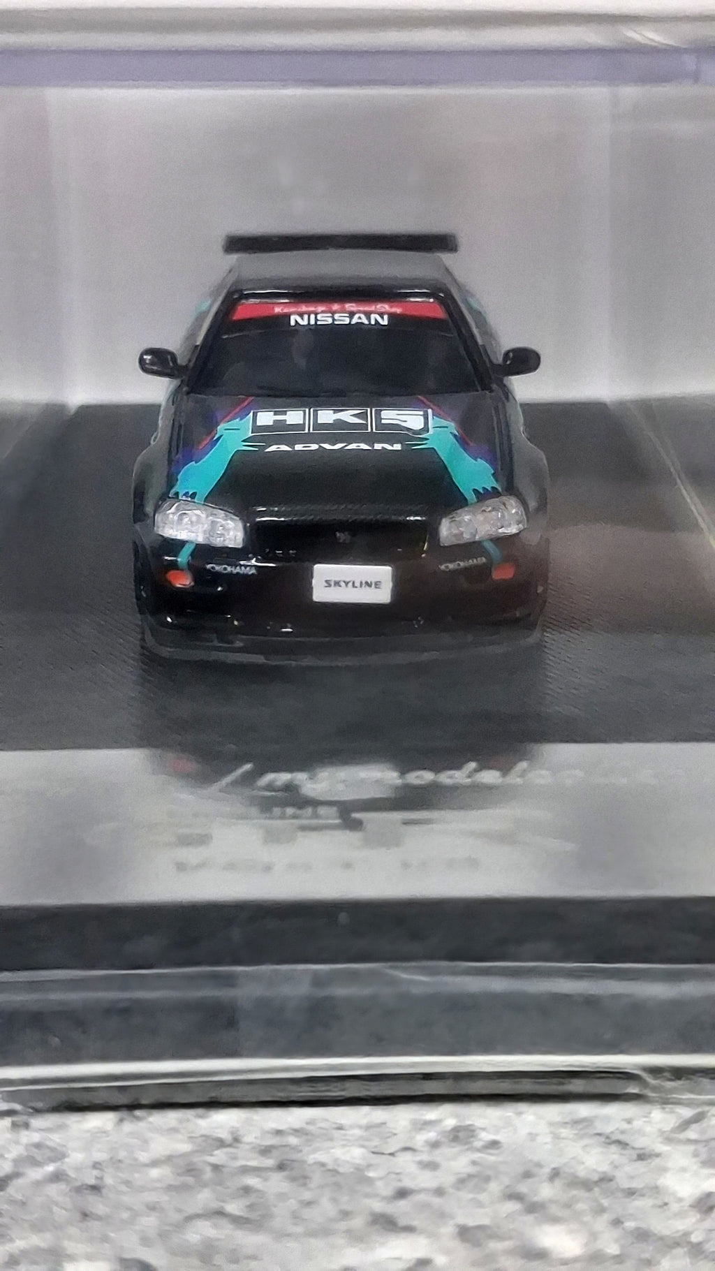 Nissan Skyline GTR R34 - V Spec | HKS 1:64 MYMODELCOLLECT