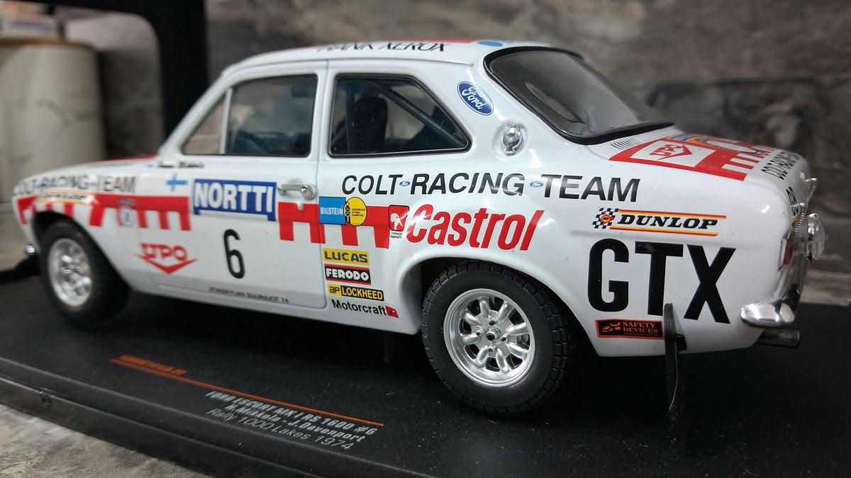 Ford Escort mk1 - Rs1600 #6 | 1974 1000 Lakes Rally WINNER 1:18 IXO