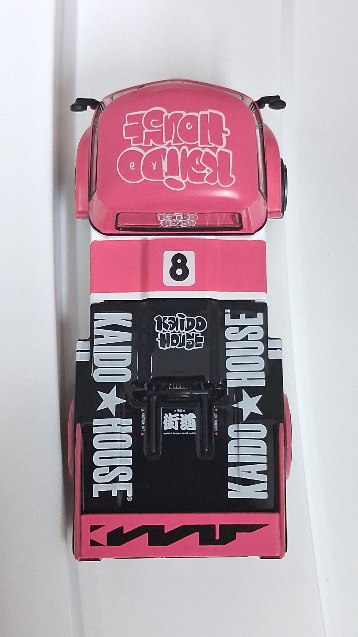 Volkswagen Transporter - T1 | Kaido Radvan V1  1:64 KAIDO HOUSE
