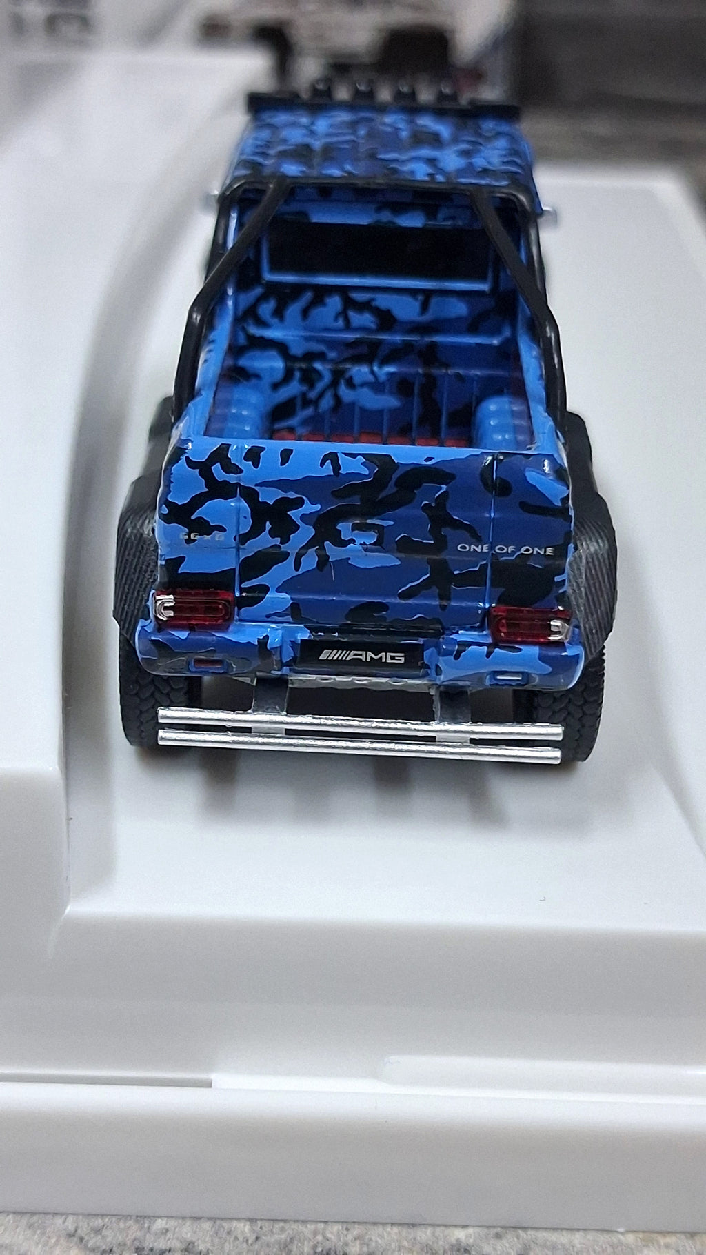 Mercedes Benz - G63 AMG | 6×6 Marine/Flame camouflage 1:64 ERA CAR