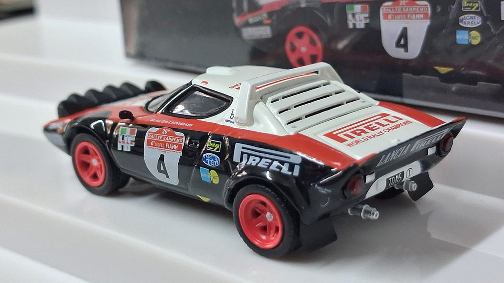 Lancia Stratos HF - #4 | 1978 Rally Sanremo - Winner 1:64 MINI GT