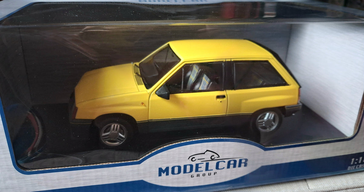 Vauxhall Nova 1.3 SR - Opel Corsa A SR | 1983 Yellow 1:18 MODEL CAR GROUP