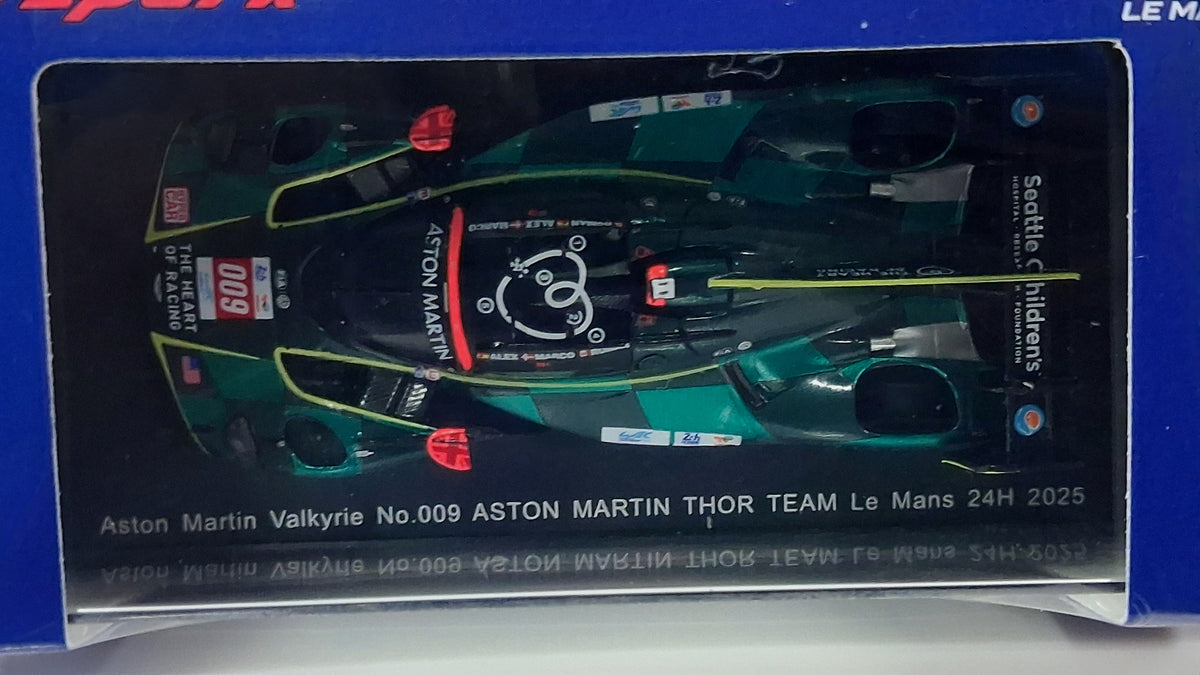 Aston Martin- Valkyrie #009 | 2025 Le Mans 1:64 SPARK