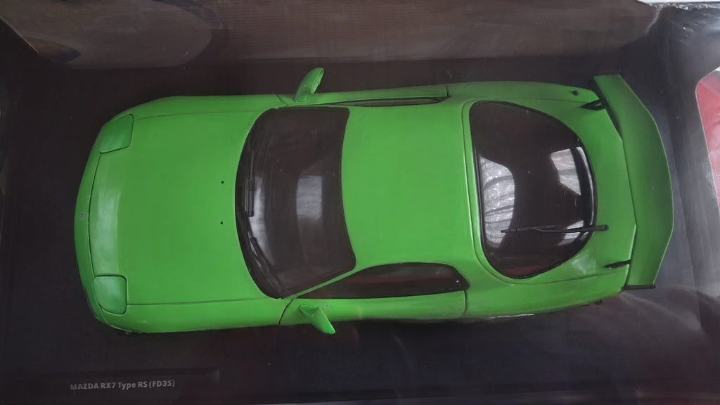 Mazda R×7 - Type RS | 1999 FD35 1:18 SOLIDO