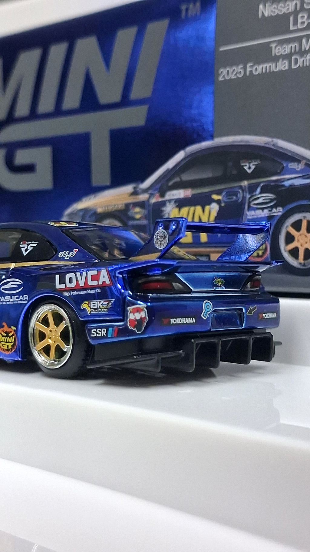 Nissan Silvia S15 - LB Super Silhouette #555 | 2025 Formula Drift - Halloween Special 1:64 MINI GT