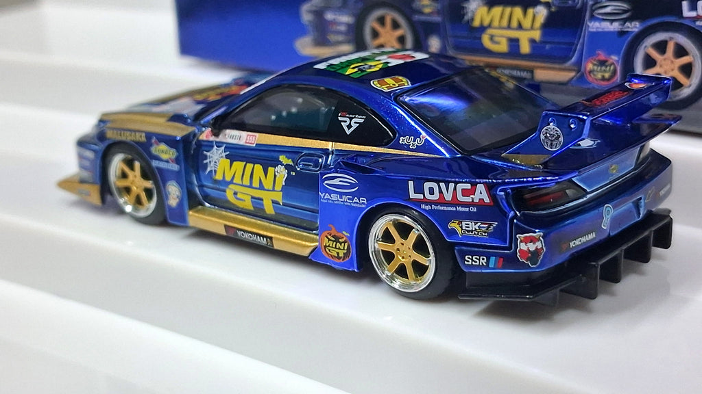 Nissan Silvia S15 - LB Super Silhouette #555 | 2025 Formula Drift - Halloween Special 1:64 MINI GT