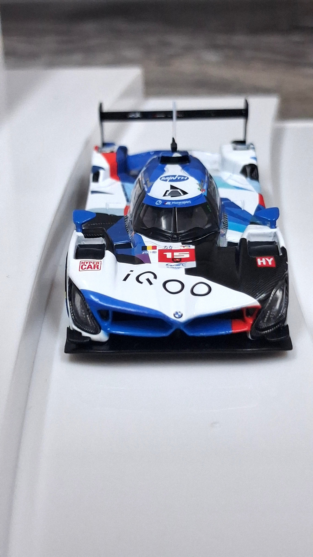 BMW M Hybrid V8 - Hypercar #15 | 2024 FIA WEC - Le Mans 24Hr 1:64 MINI GT