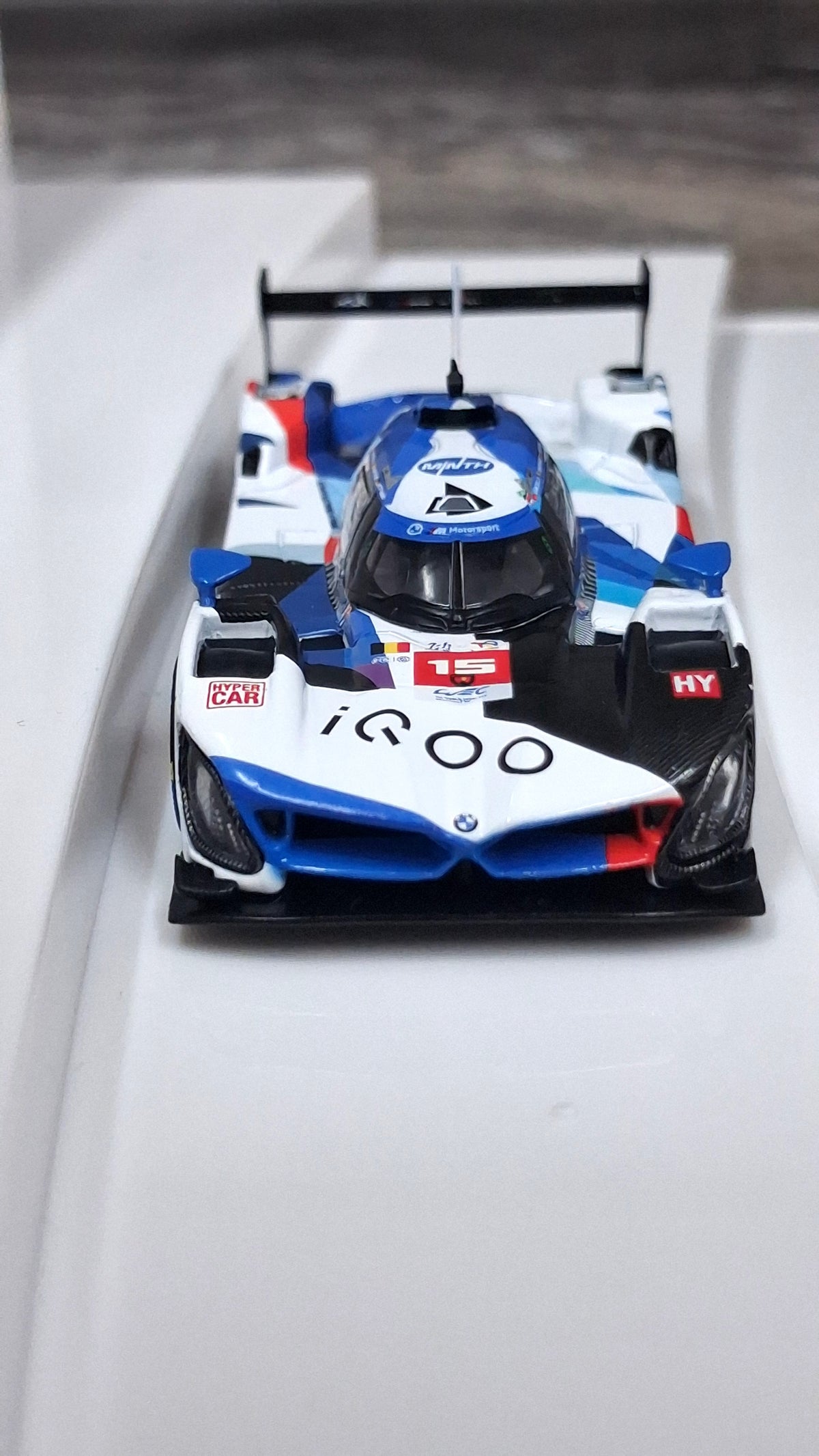 BMW M Hybrid V8 - Hypercar #15 | 2024 FIA WEC - Le Mans 24Hr 1:64 MINI GT