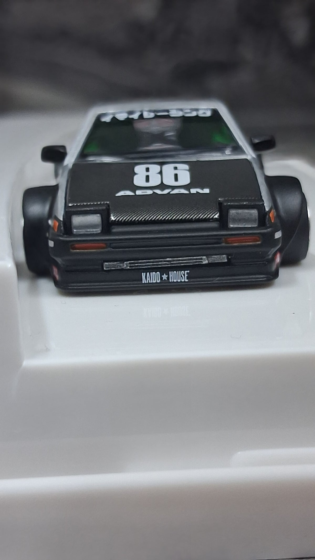 Toyota AE86 - Sprinter Trueno | Kaido Street V2 1:64 KAIDO HOUSE