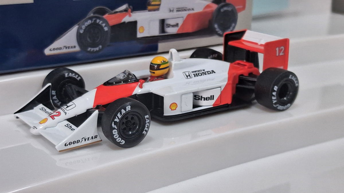 McLaren - MP4/4 #12 | 1988 Japanese Grand Prix - Winner 1:64 MINI GT