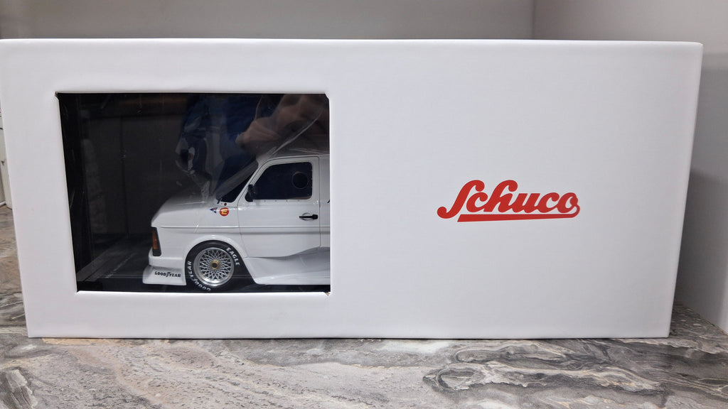 Ford Transit - 1984 Supervan 2 | 1:18 SCHUCO
