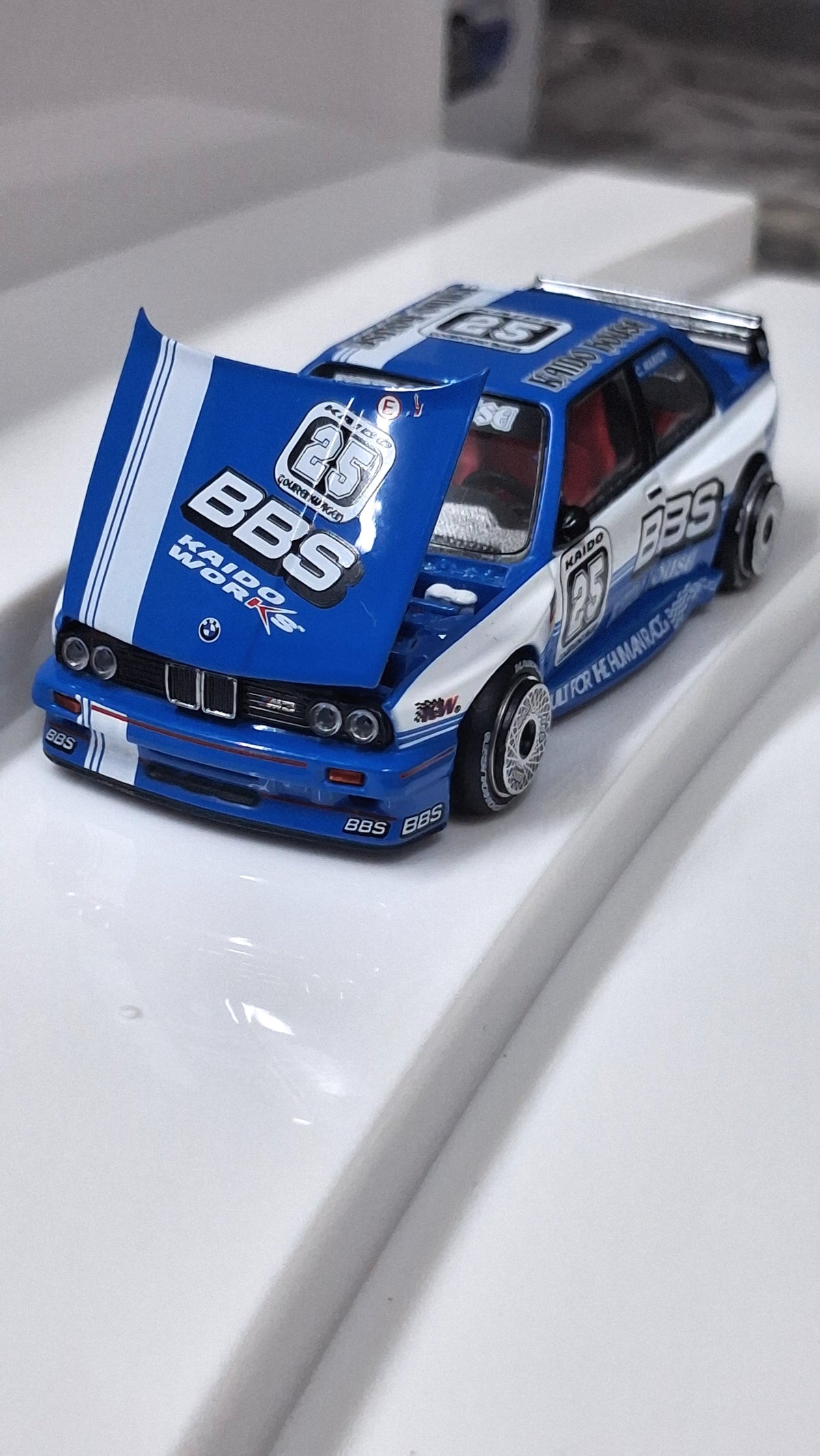 BMW M3 - E30 | Kaido Touring Champ V1 1:64 KAIDO HOUSE