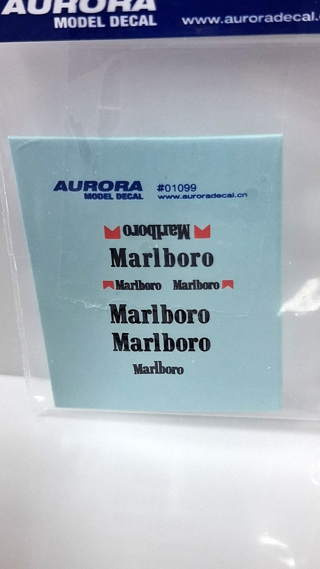McLaren - MP4/4 #12 | 1988 Japanese Grand Prix - Winner 1:64 MINI GT