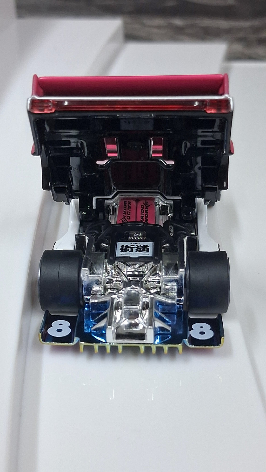 Volkswagen Transporter - T1 | Kaido Radvan V1  1:64 KAIDO HOUSE