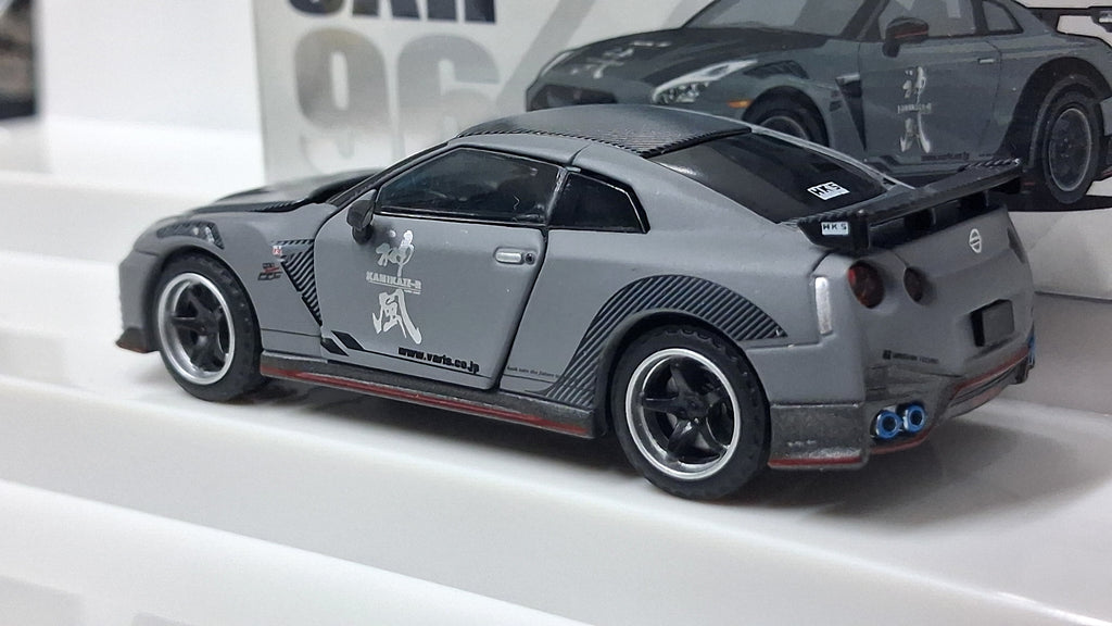Nissan GTR - R35 | Advan Racing - GT Kamikaze R 1:64 ERA CAR